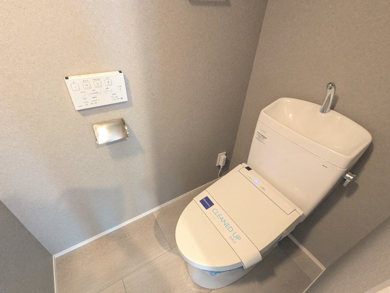 レジディア自由が丘4階 トイレ