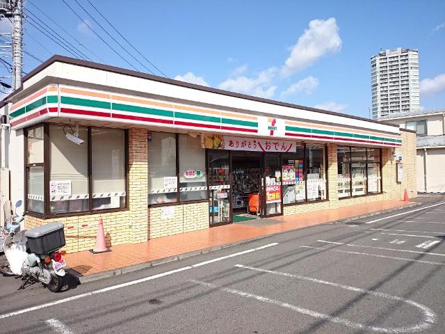 ヴァンヴェールⅡ セブンイレブン長津田駅西口店まで235ｍ