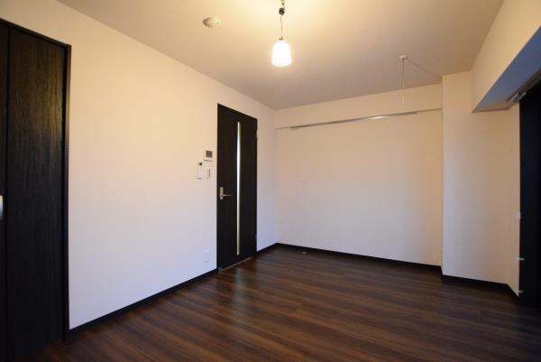 マインズ・コム白金 リビング