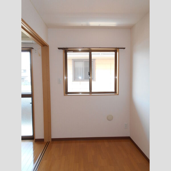 サンライトヒルズ201号室 洋室