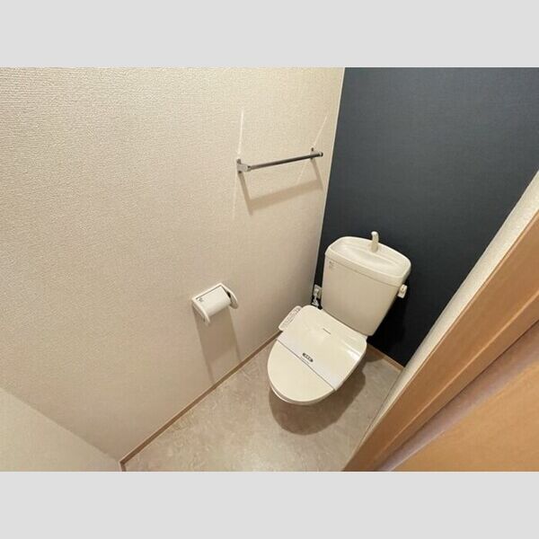 クレール岩瀬 トイレ　温水洗浄暖房便座