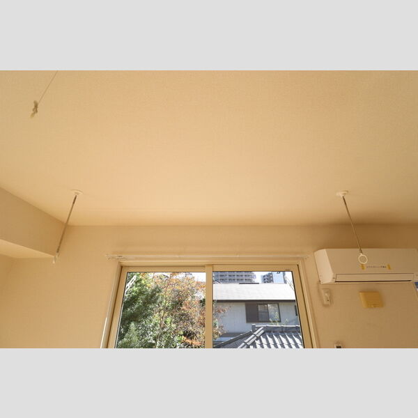 グランモア登戸　弐番館207号室 室内物干し