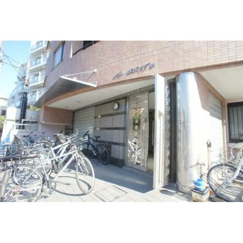 パレロワイアル エントランス