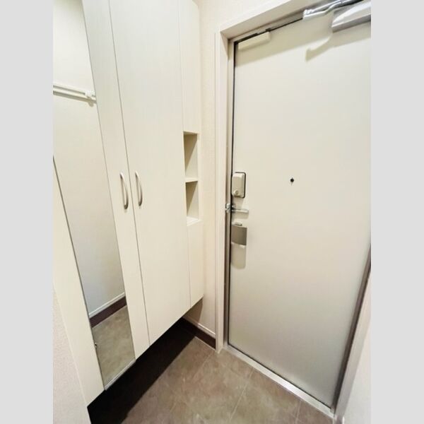 プランドール湘南 玄関