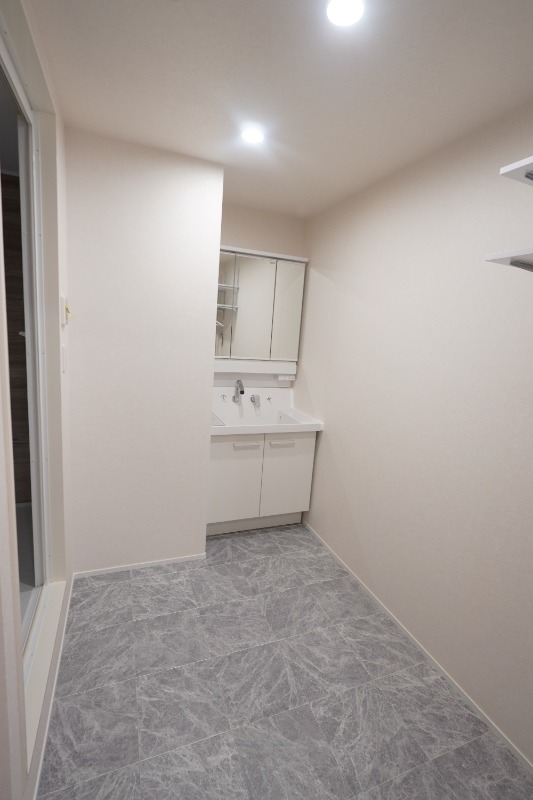 East IM2階 部屋その他