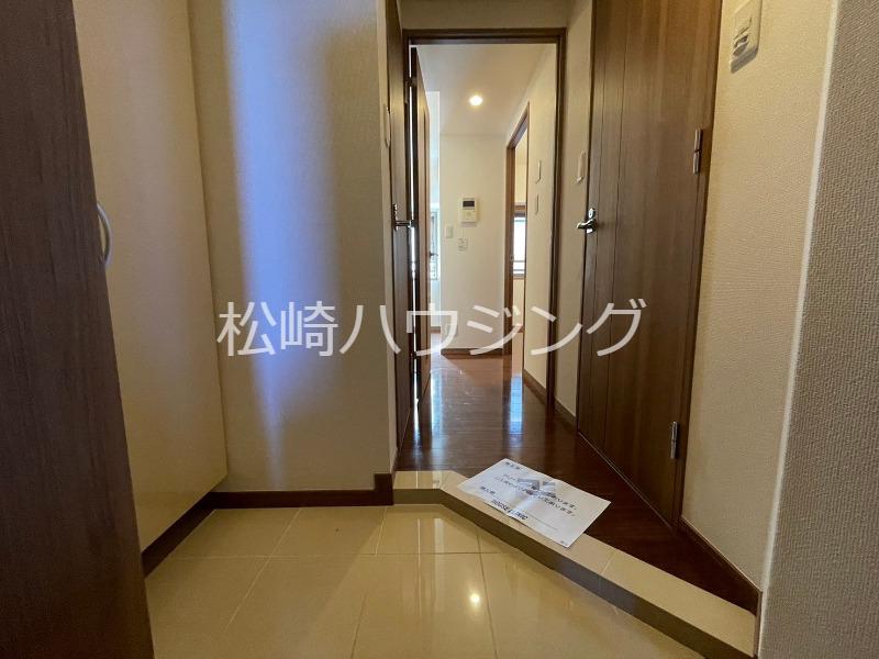第二和光マンション2階 玄関