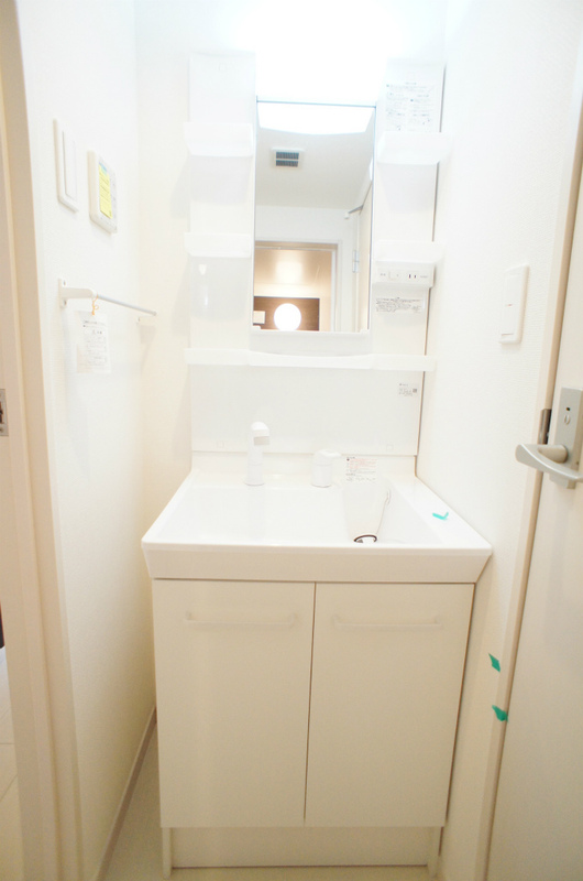 リブリ・アモーレ弘明寺 洗面