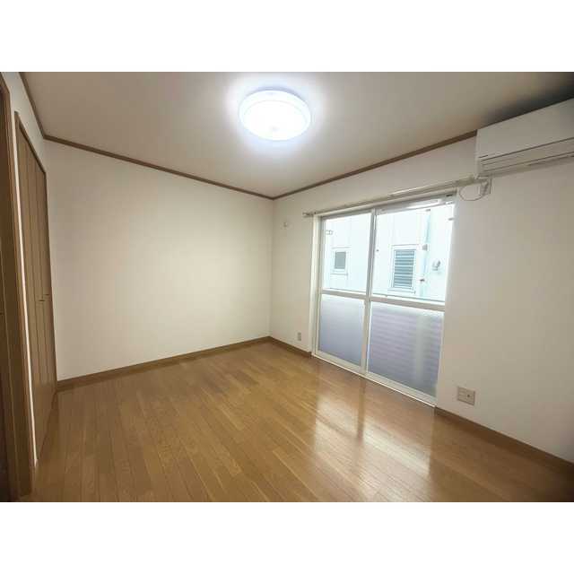 いずみコーポ 洋室　2026年7月撮影