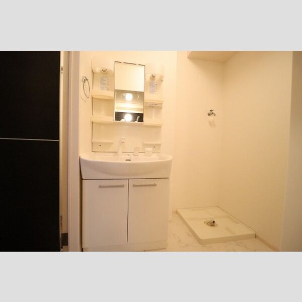 メゾンベール105号室 洗髪洗面化粧台