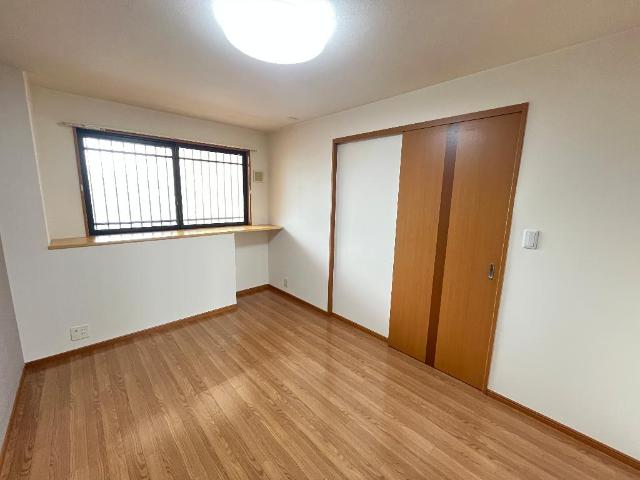 ＴＩＡＲＡ（ティアラ） 洋室