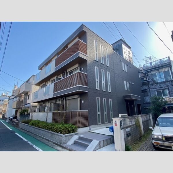 フラット・プラムの外観画像