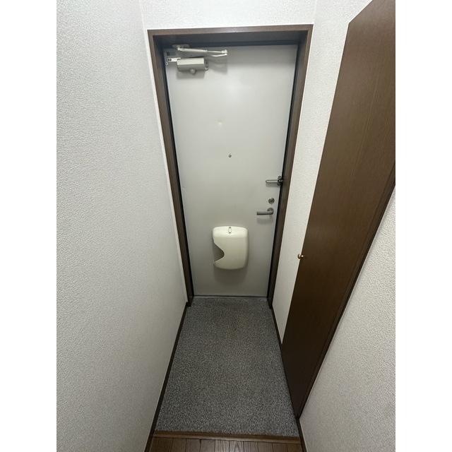 プレジール I 玄関