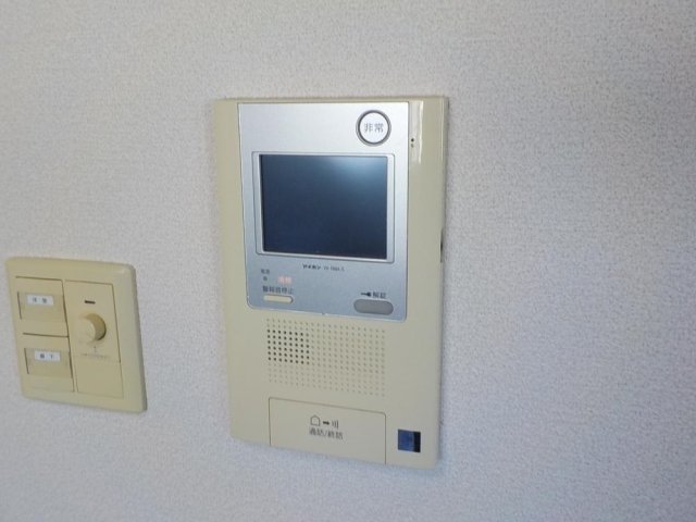 ルーブル中野坂上参番館4階 モニター付オートロック