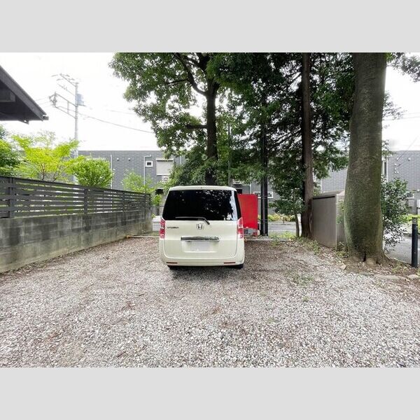 シルフィッド　Ⅱ　Ⅱ 駐車場5