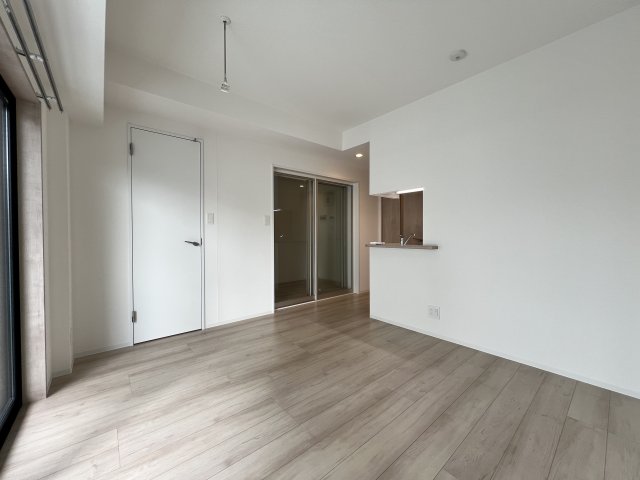GRAN PASEO上野御徒町801号室 リビング