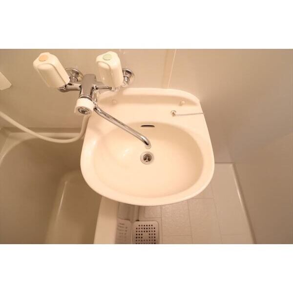 プランドール古淵102号室 洗面