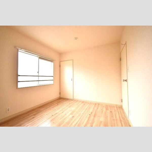 フレグランス・S　A202号室 6帖洋室