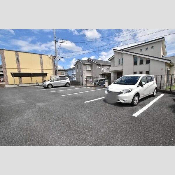 エスポワール・F 駐車場