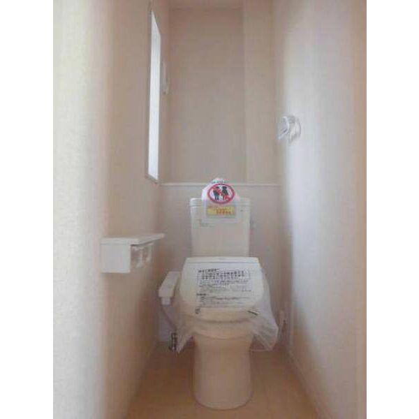 クレイドルガーデン横浜市青葉区松風台第1　1号棟 トイレ