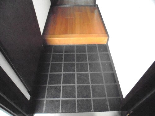 ライオンズステーションプラザ二俣川 玄関