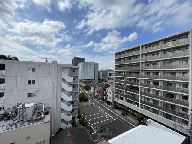 ラヴェニール横浜蒔田702号室 展望