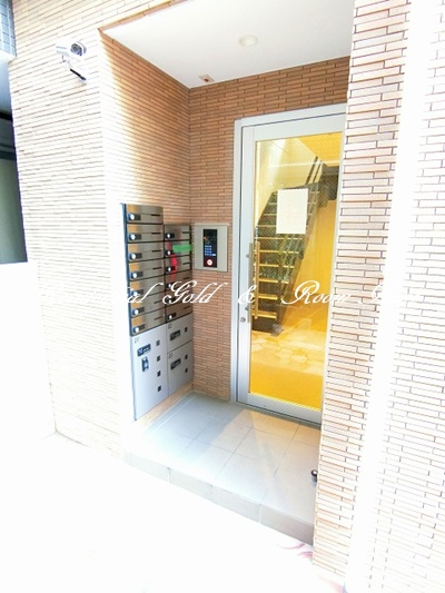 ｂ’ＣＡＳＡ　Ｌａｚｏ　ｓａｉｗａｉ201号室 エントランス