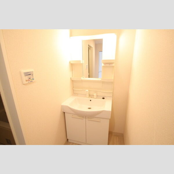 ロイヤルKJ 洗面