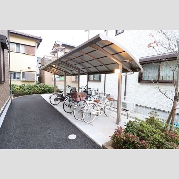 メゾンボヌール 駐輪場