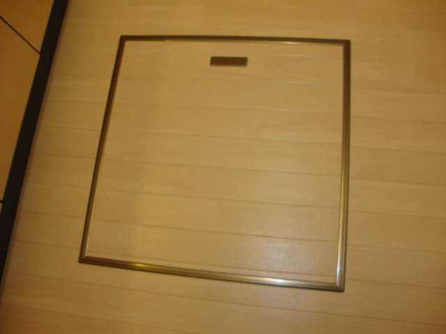 Ｃａｍｅｒａ　Ｆｅｌｉｃｅ102号室 床下収納