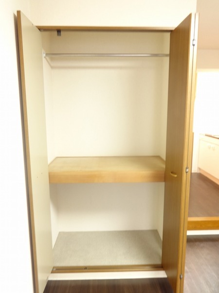 菱和パレス池袋本町202号室 収納