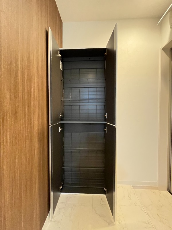 コンフォート蕨WEST2階 収納