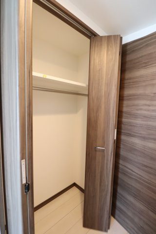 GENOVIA中野島0111号室 収納