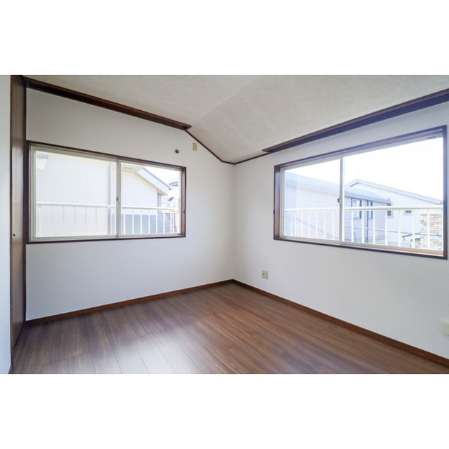 レントハウス希望ヶ丘 内観