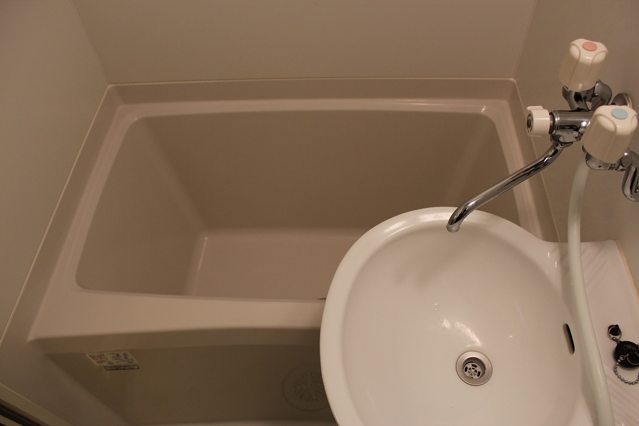 レオパレス明神102号室 お風呂