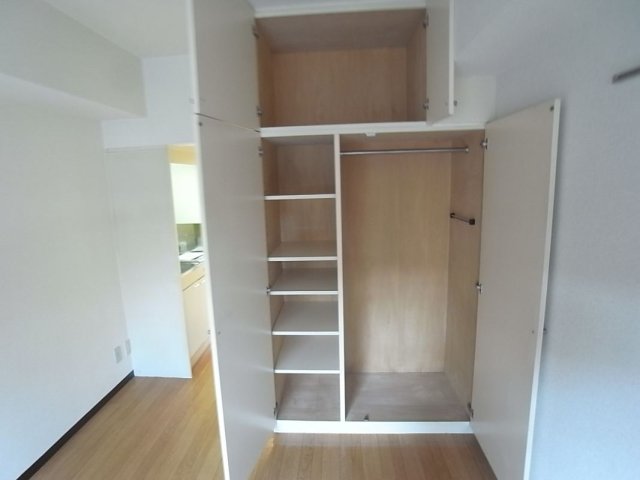 スカイコート川崎第４ クローゼット