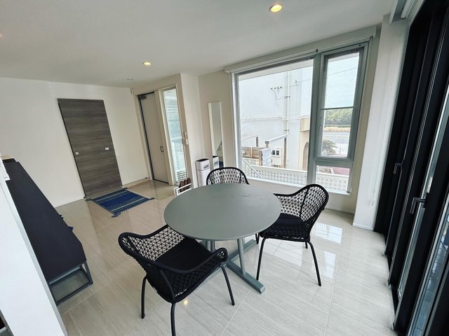 片瀬海岸３丁目戸建0001号室 玄関