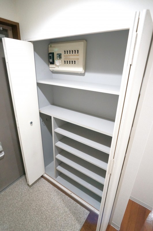 T’s garden横浜反町2階 収納