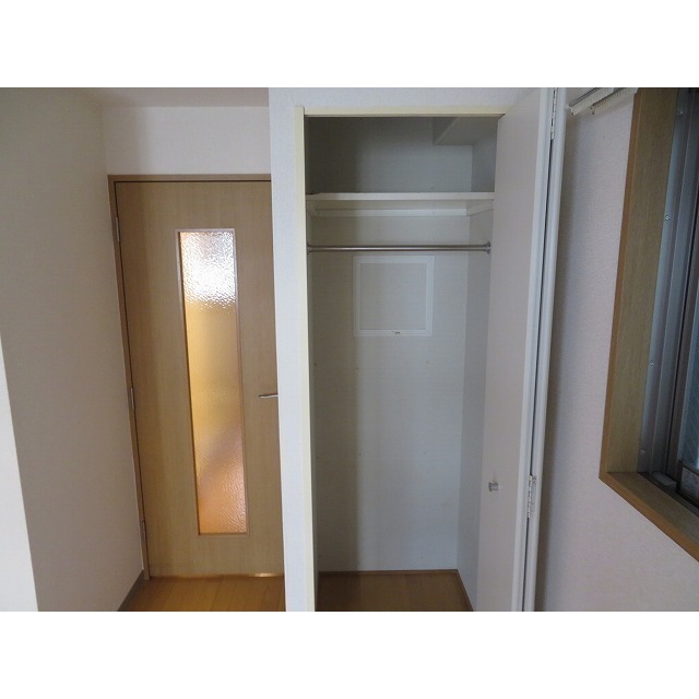 メゾンドロゼ0202号室 クローゼット