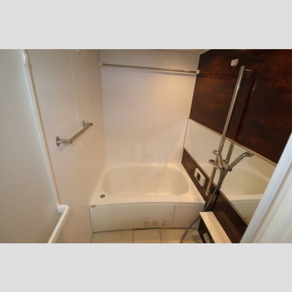 セレスティア大島205号室 浴室