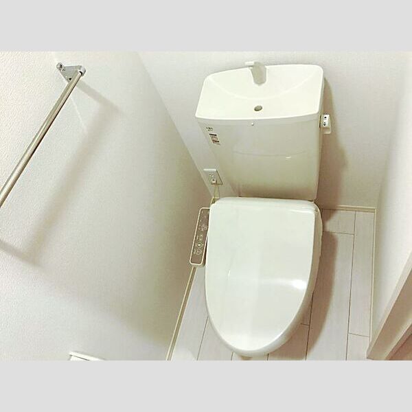 リビエールセレナ 温水洗浄暖房便座トイレ