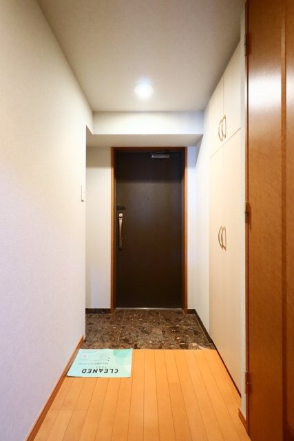 デュオ・スカーラ中野坂上 玄関