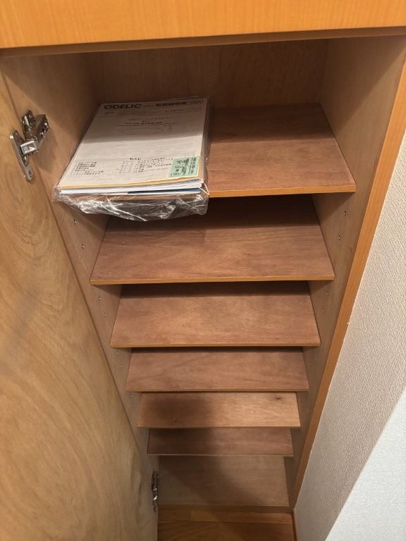 スカイコート芦花公園5階 玄関