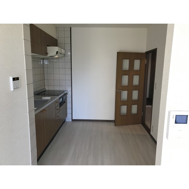 モンメール大磯208号室 内観