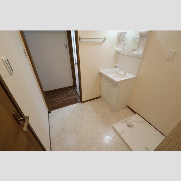 ディーセント 洗面室