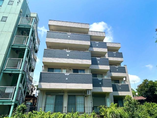 ａｖｅｎｉｒ 外観写真（昼）