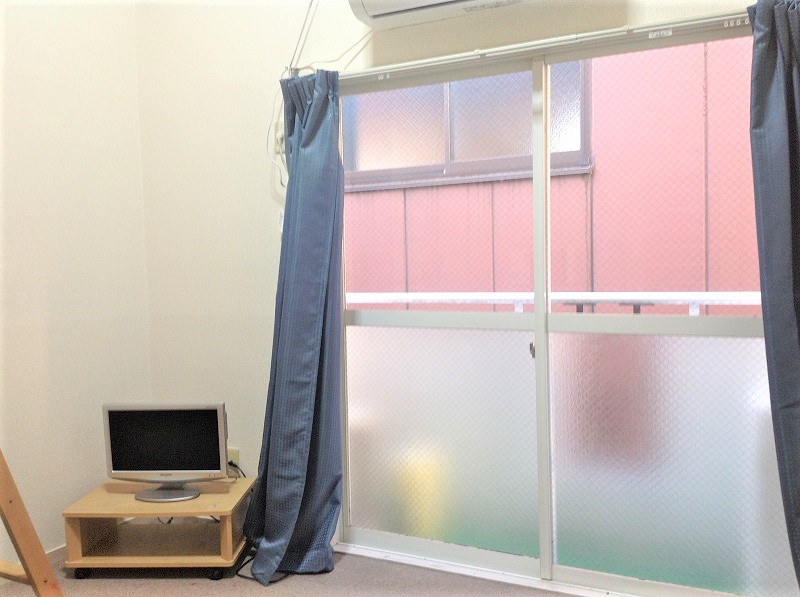 レオパレスホワイトアイランド リビング