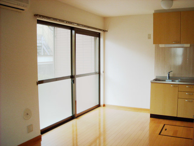 ヴァンテージ新高円寺 リビング