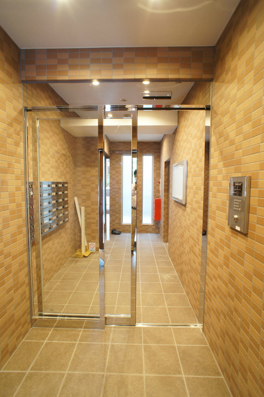 リブリ・セントフィールド3階 エントランス