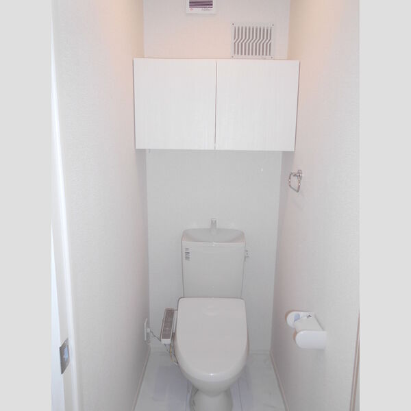 ルビ・エール201号室 トイレ