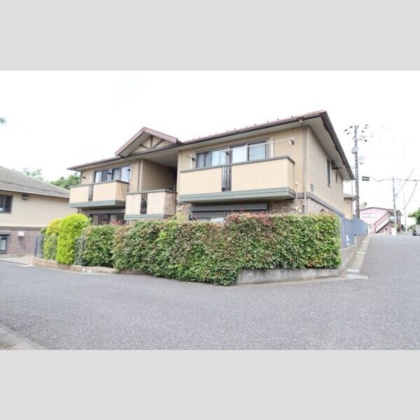 リシアンサス・ガーデン　ABCDEFB101号室 外観